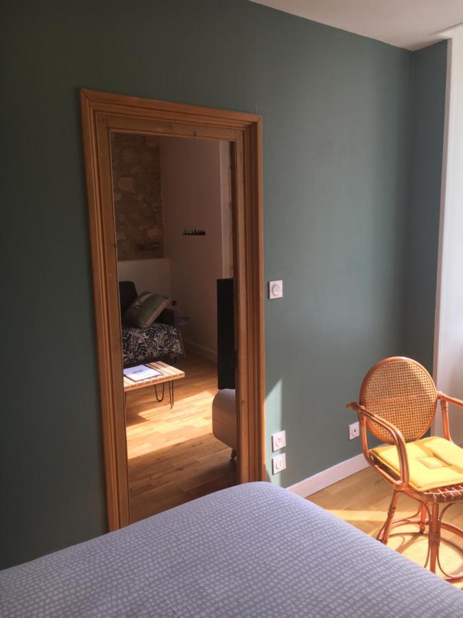 Appartement Nid douillet T2 wifi centre historique 3 étoiles à La Rochelle  Extérieur photo